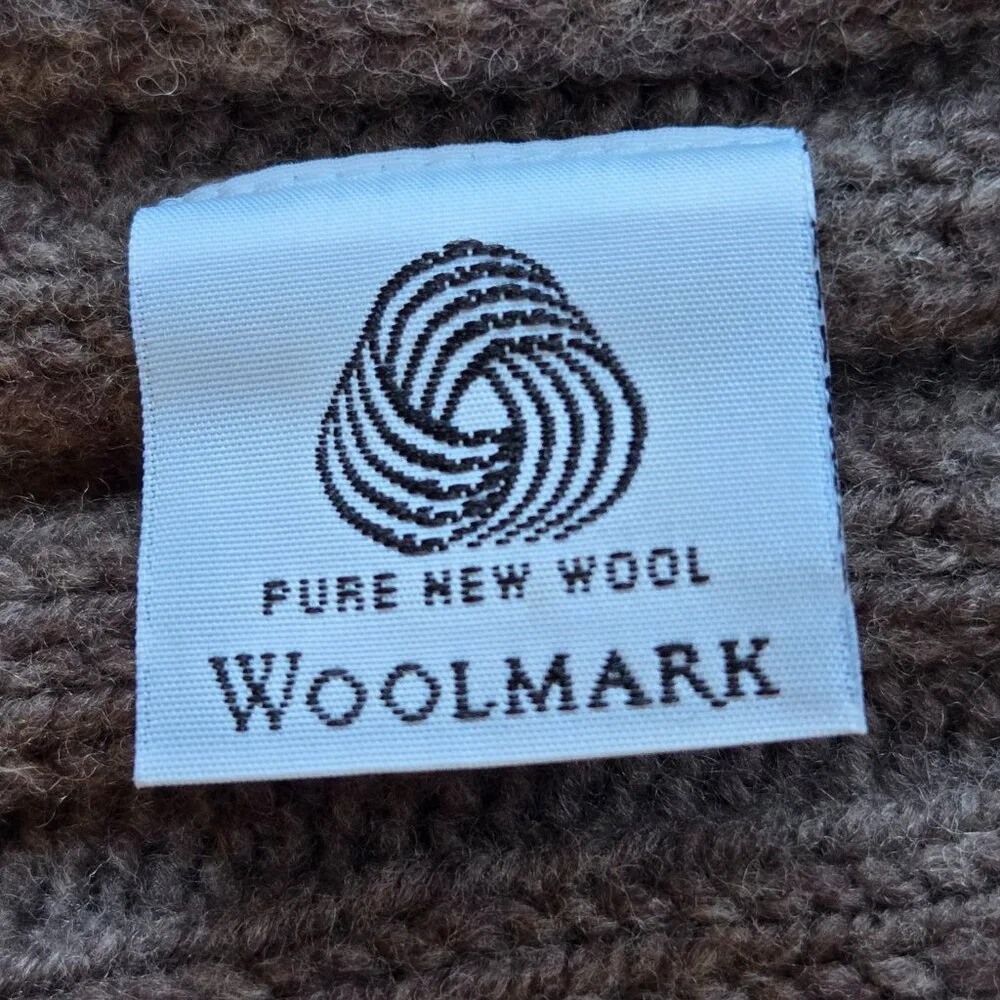 Brown Ribbed Lambswool Scarf made in Ireland - Picture 5 of 9